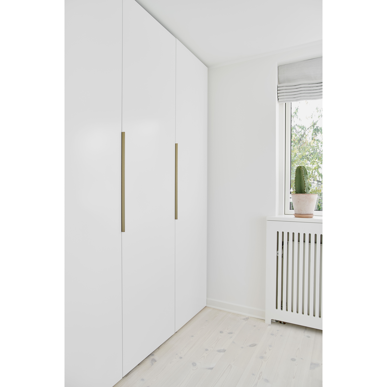 Poignée edge straight ea480 l600 alu or brossé 